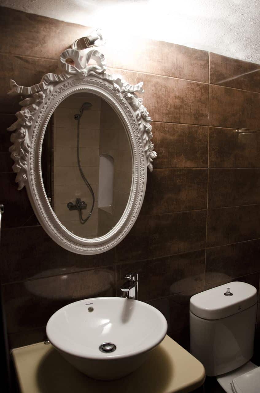Bathroom in Mesta Hotel