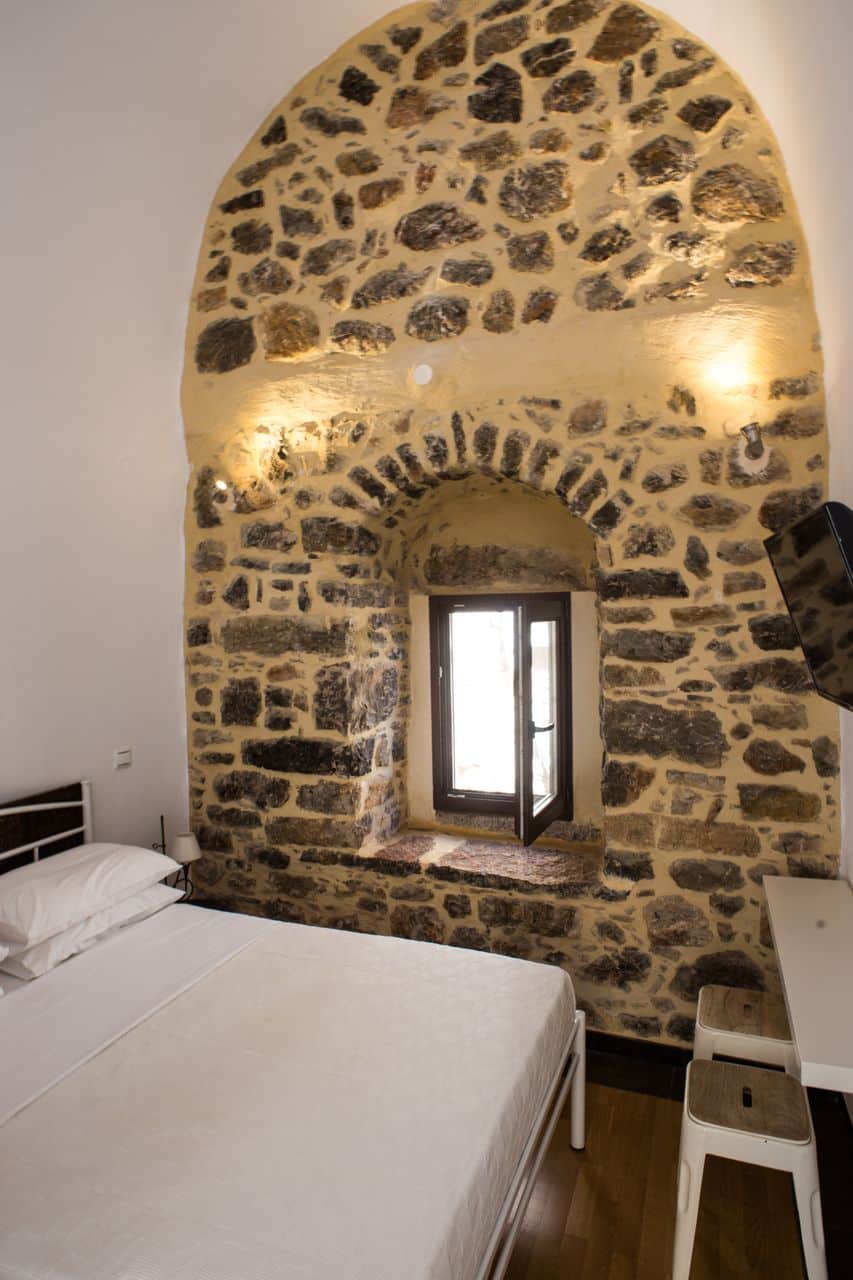 Lida Mary budget room in Mesta Chios