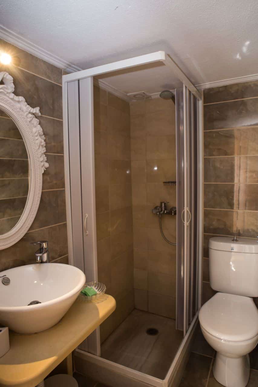Bathroom Mesta accommodation