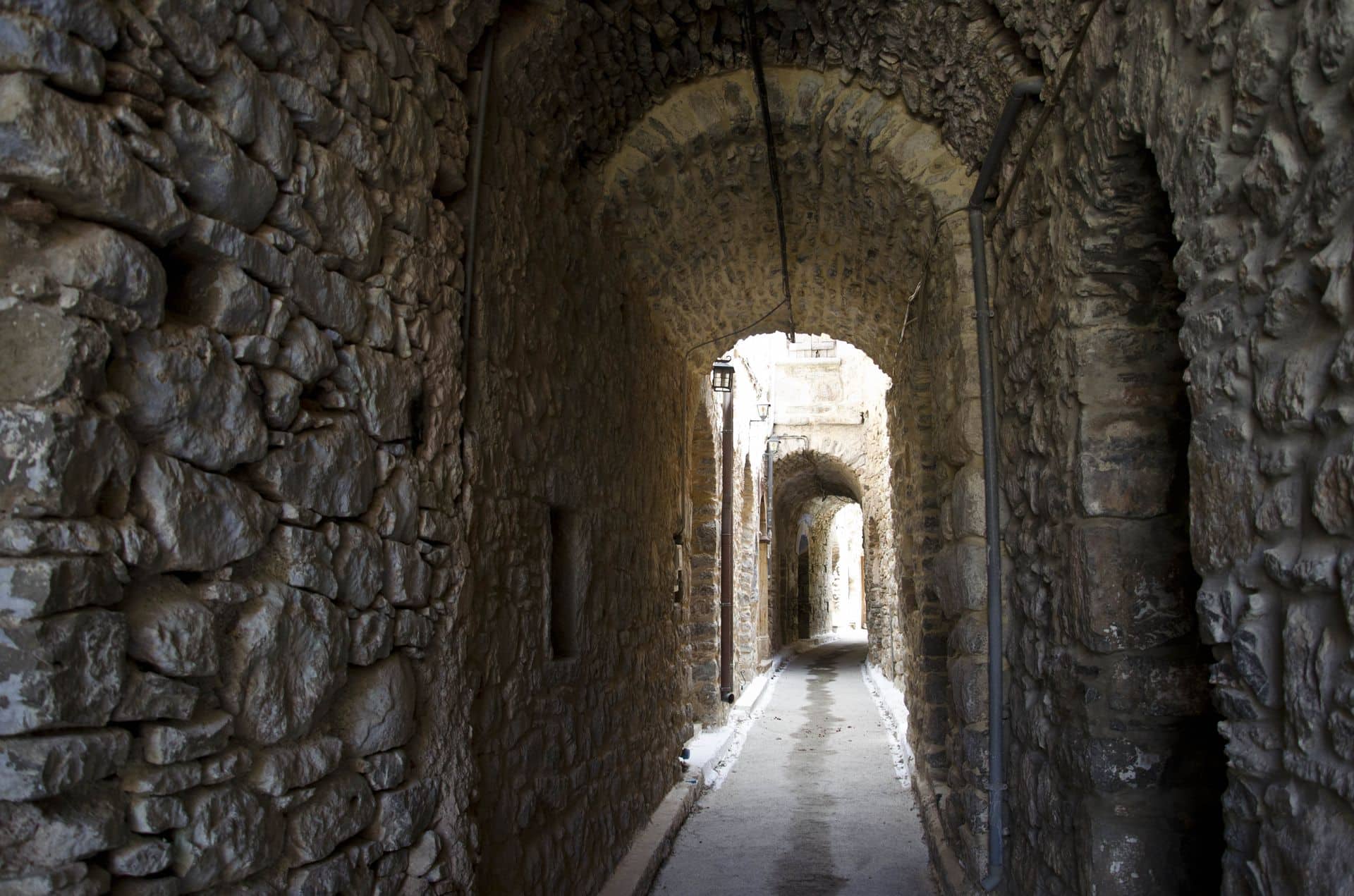 Labyrinth of Mesta, Chios A Mastic Village
